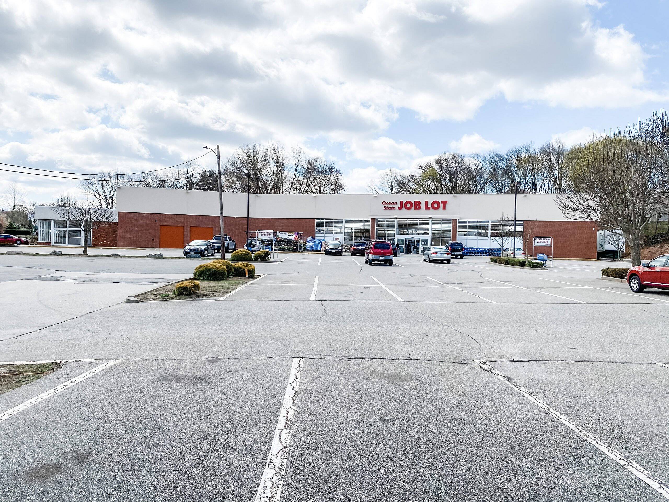 Commercial Real Estate Retail Spaces for Lease 148 Atwood Avenue