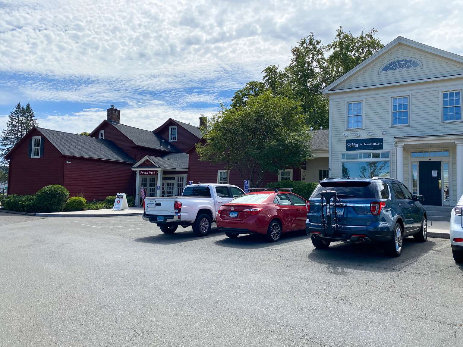 avon village center property parking lot